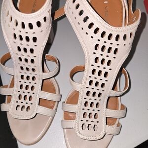 Via Spiga Cream Heeled Sandals